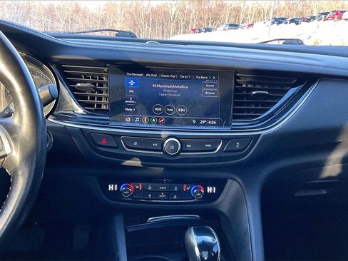 Used 2019 Buick Regal Essence w/ Sights and Sounds Package image 29