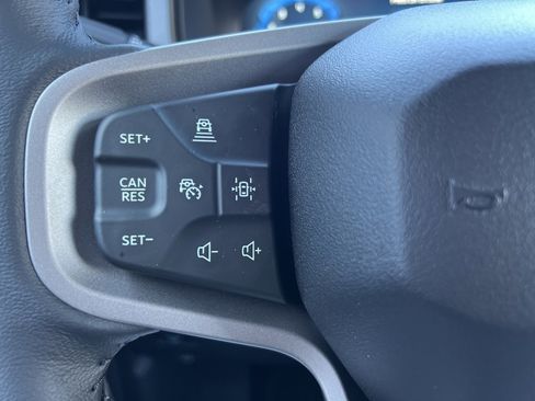 New 2025 Ford Bronco Badlands image 15