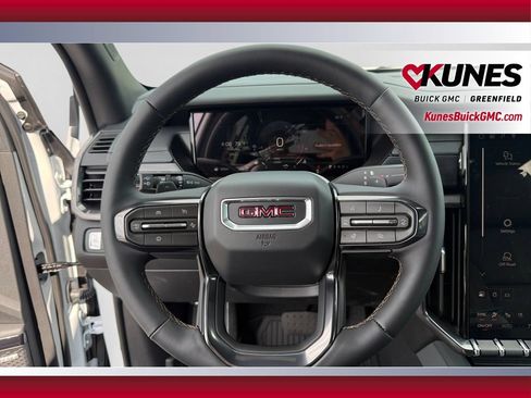 New 2026 GMC Acadia AT4 w/ Luxury Package AWD/4WD image 21