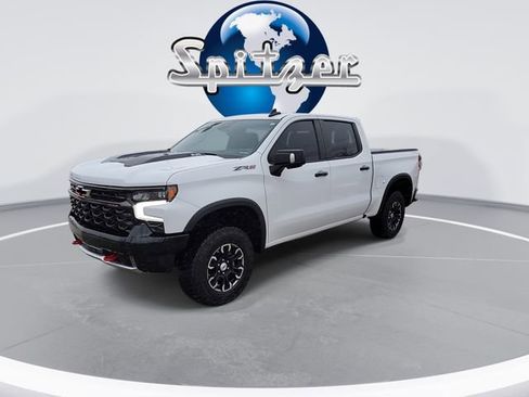 Certified 2023 Chevrolet Silverado 1500 ZR2 w/ Technology Package image 4