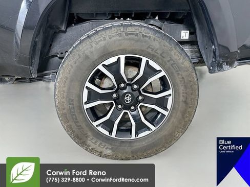 Used 2021 Toyota Tacoma TRD Sport w/ Technology Package AWD/4WD image 32