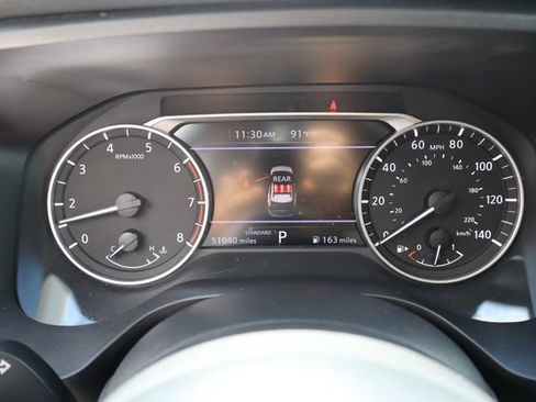 Used 2024 Nissan Rogue SV FWD image 40