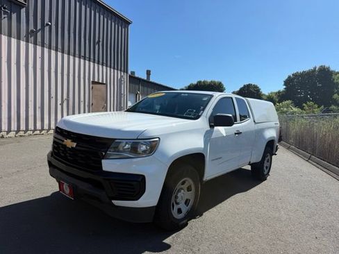 Used 2022 Chevrolet Colorado W/T w/ WT Convenience Package AWD/4WD image 1