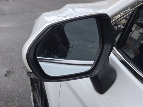 Used 2021 Toyota Camry XSE image 10