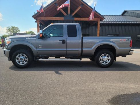 Used 2012 Ford F250 XLT w/ XLT Premium Pkg AWD/4WD image 22