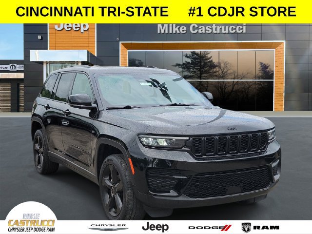 Certified 2024 Jeep Grand Cherokee Altitude AWD/4WD image 1