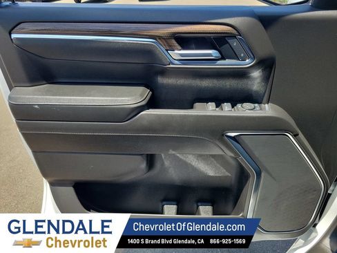 Certified 2025 Chevrolet Silverado 1500 LT RWD image 37
