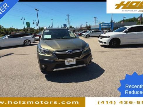 Used 2022 Subaru Outback Touring XT AWD/4WD image 2