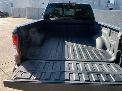 Used 2020 RAM 1500 Big Horn AWD/4WD image 26