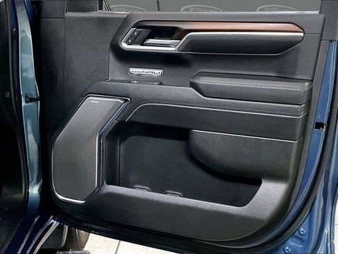 Used 2024 GMC Sierra 1500 Denali w/ Denali Reserve Package image 13