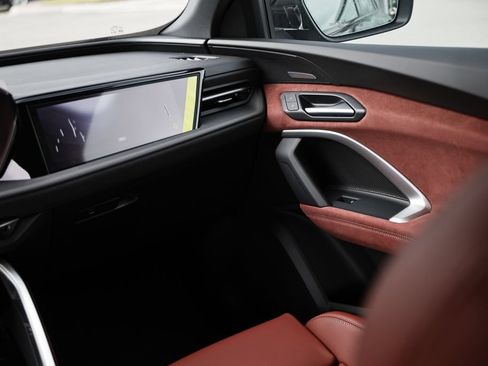 New 2026 Audi SQ5 Premium Plus AWD/4WD image 31