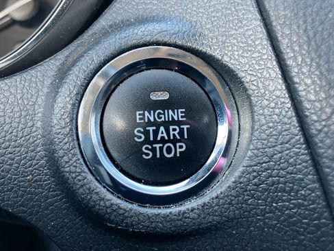 Used 2019 Subaru Outback 2.5i Limited w/ Popular Package #2 image 23