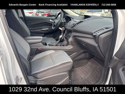 Used 2018 Ford Escape SE image 13