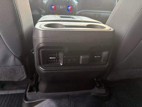 Used 2022 Chevrolet Silverado 1500 RST image 15