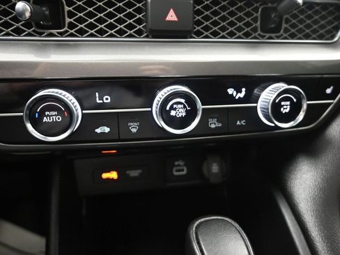 Used 2024 Acura Integra image 18