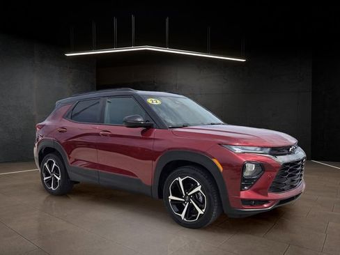 Used 2022 Chevrolet TrailBlazer RS FWD image 1