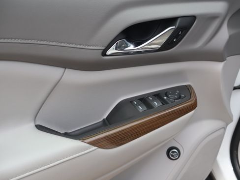 Used 2019 GMC Acadia SLE FWD image 7