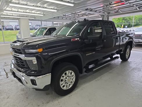 Certified 2024 Chevrolet Silverado 2500 LT w/ All Star Edition AWD/4WD image 2