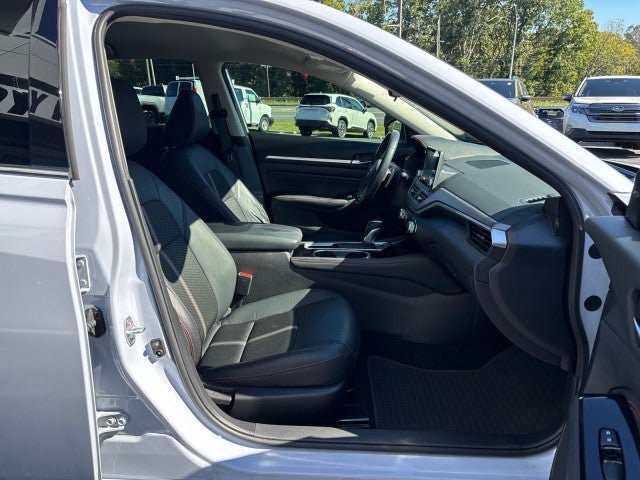Used 2023 Nissan Altima 2.5 SR FWD image 45