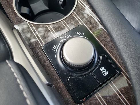 Used 2019 Lexus RX 350L Luxury image 30