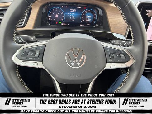 Used 2025 Volkswagen Atlas SE AWD/4WD image 22