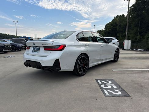Used 2024 BMW M340i RWD image 8