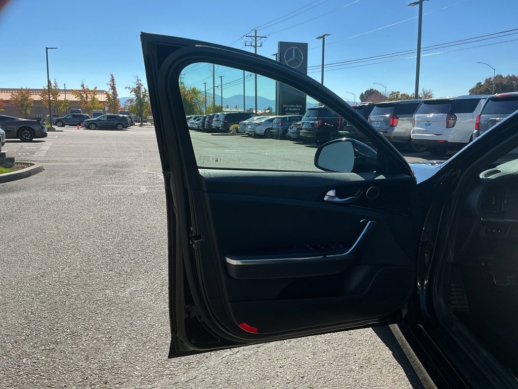 Used 2022 Kia Stinger GT-Line RWD image 14