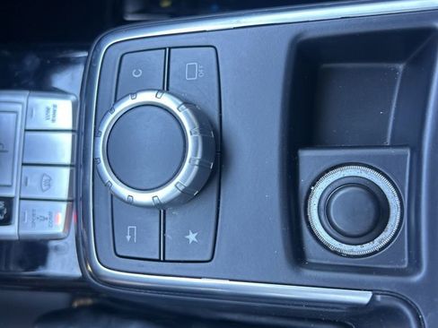 Used 2017 Mercedes-Benz G 550 image 26