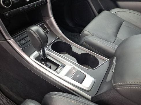 Used 2019 Subaru Ascent Limited image 33