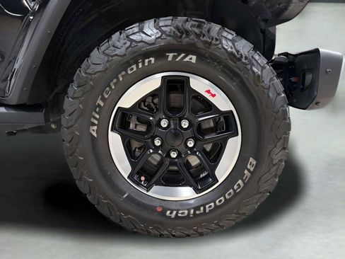 Used 2021 Jeep Wrangler Unlimited Rubicon w/ Uconnect 4C Nav & Sound Group AWD/4WD image 42