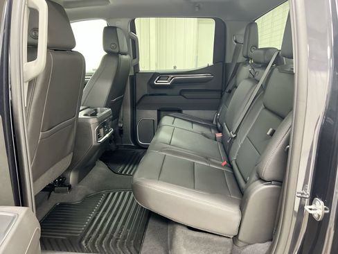 Used 2023 Chevrolet Silverado 1500 LTZ w/ Z71 Off-Road Package AWD/4WD image 23
