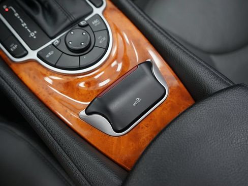 Used 2005 Mercedes-Benz SL 500 image 38