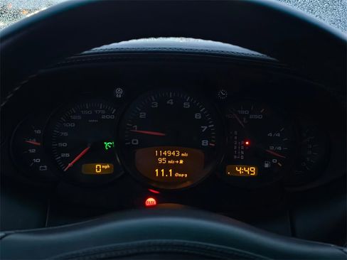 Used 2002 Porsche 911 Carrera image 24