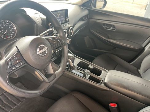 Used 2024 Nissan Sentra S image 9