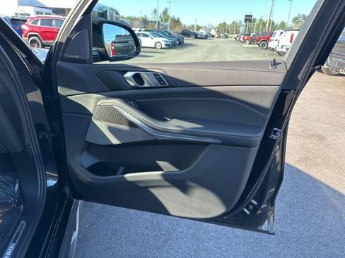 Used 2025 BMW X5 M60i w/ Executive Package AWD/4WD image 40