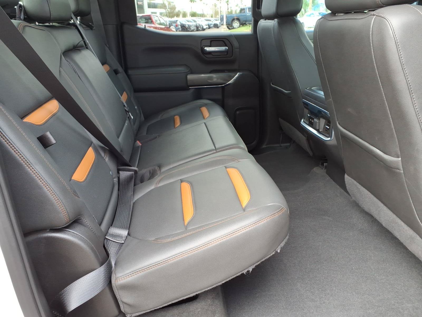 Used 2022 GMC Sierra 1500 AT4 w/ AT4 Premium Package AWD/4WD image 14