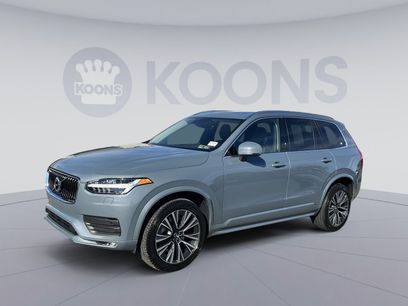 Used 2022 Volvo XC90 T6 Momentum w/ Climate Package