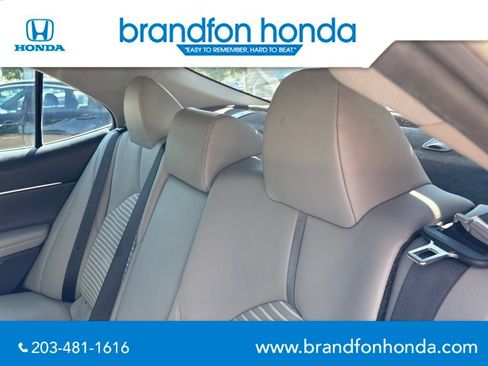 Used 2020 Toyota Camry SE FWD image 24