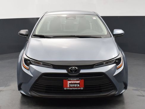 Used 2025 Toyota Corolla LE FWD image 7