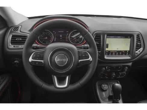 Used 2019 Jeep Compass Trailhawk w/ Cold Weather Group AWD/4WD image 9