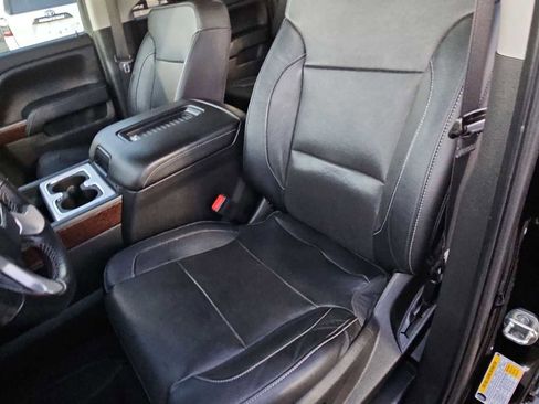 Used 2018 GMC Sierra 1500 SLT w/ Enhanced Driver Alert Package image 17