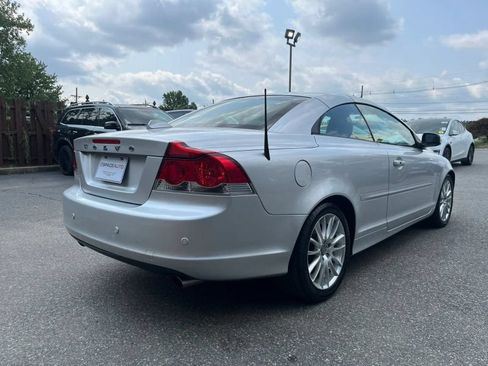 Used 2009 Volvo C70 T5 FWD image 9