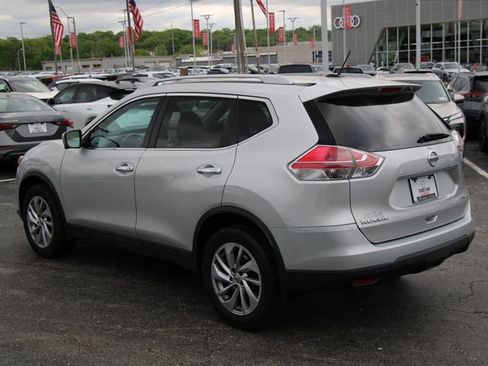 Used 2015 Nissan Rogue SL w/ SL Premium Package AWD/4WD image 4