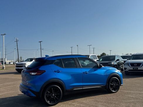 Certified 2024 Nissan Kicks SR w/ SR Premium Package FWD image 24