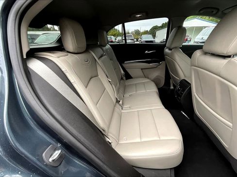 Used 2021 Cadillac XT4 Luxury image 37