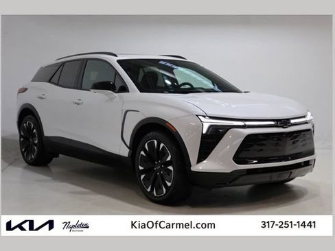 Used 2024 Chevrolet Blazer EV RS RWD image 1