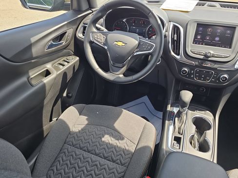 Used 2024 Chevrolet Equinox LT FWD image 32