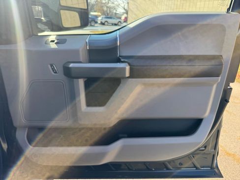 Used 2015 Ford F150 XLT w/ Equipment Group 301A Mid image 23