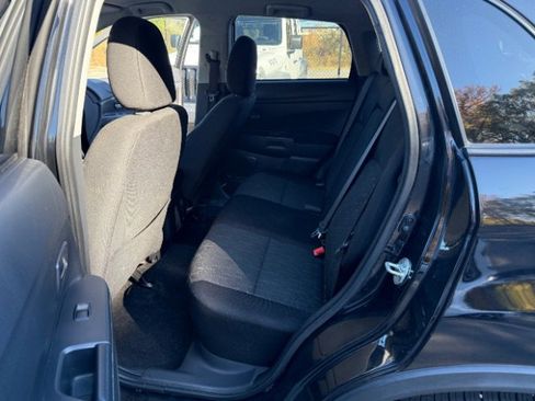 Used 2022 Mitsubishi Outlander Sport ES image 17