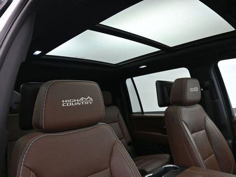 Used 2024 Chevrolet Suburban High Country w/ Max Trailering Package image 12